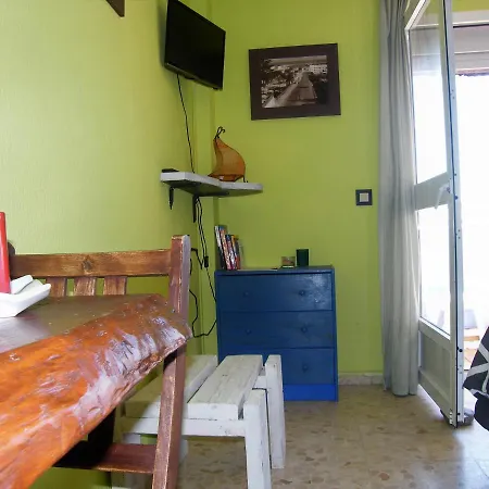 Beautiful Studio With Sea View Apartment *